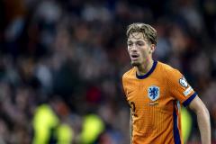 Luciano Valente con la maglia dell'Olanda